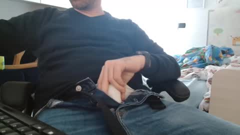 Snapshot of leone44 chatting on January 2025 08:18:02 AM angel e sonia online show from January 2025 08:18:02 AM