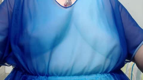 leonela   online show from May 2026 12:51:02 AM