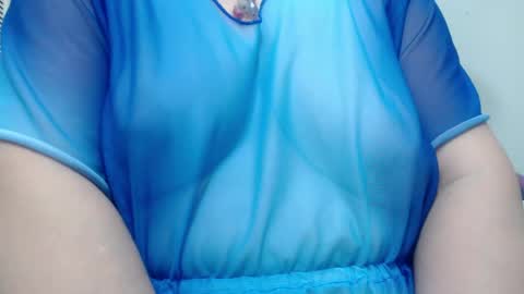 leonela   online show from May 2026 01:13:01 AM