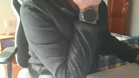 leonida62 online show from December 2025 09:48:01 AM