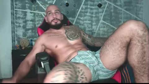 Snapshot of leonidas_k18 chatting on November 2025 03:51:02 AM ANDRES online show from November 2025 03:51:02 AM