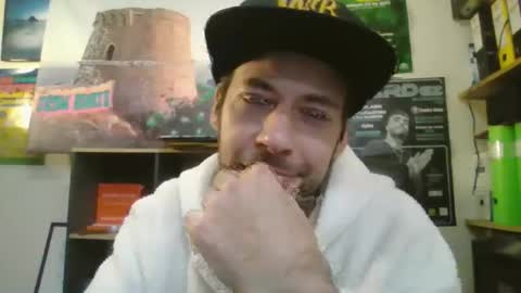 leonidascum online show from November 2025 10:17:02 AM