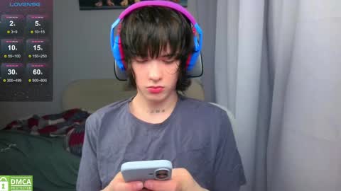 leonkissboy online show from May 2026 10:05:02 PM