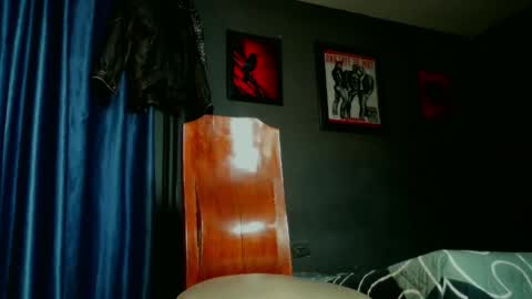 Snapshot of leonnardojaramillo chatting on May 2026 09:29:02 AM Lenardo jaramillo online show from May 2026 09:29:02 AM