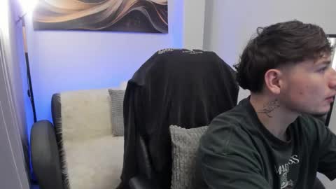 Leo  online show from January 2026 04:17:02 AM