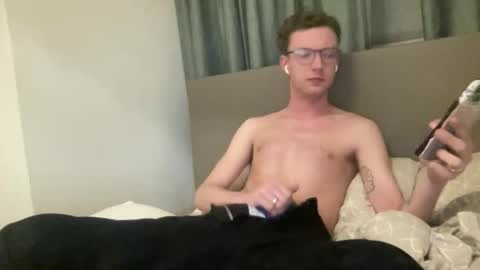 Snapshot of leroydeldiaz1 chatting on February 2026 12:32:01 AM leroydeldiaz1 online show from February 2026 12:32:01 AM