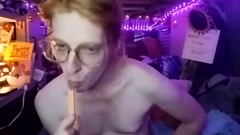 LesleyGumGrass- The Boring Trans girl online show from October 2025 09:49:02 PM