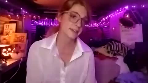 LesleyGumGrass- The Boring Trans girl online show from October 2025 06:03:02 AM