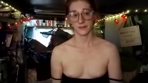 LesleyGumGrass- The Boring Trans girl online show from May 2026 07:11:02 PM