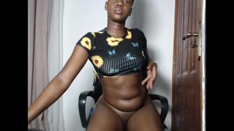 Snapshot of leslie_bebby2 chatting on March 2026 01:23:02 AM leslie online show from March 2026 01:23:02 AM