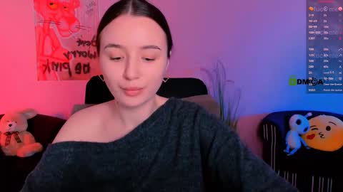 Snapshot of leslie_bird chatting on November 2025 09:53:01 AM leslie_bird online show from November 2025 09:53:01 AM