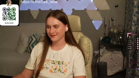 LeslieKorfs online show from October 2025 07:12:01 PM