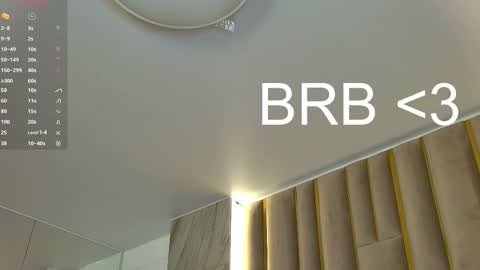 Leslie online show from February 2025 08:38:01 AM