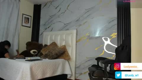 I am here from Monday to Friday from 730 am to 130 pm Colombia time and saturday from 500 am to 1000 am .... Soon Blue page online show from May 2026 11:28:02 AM