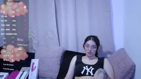lessliee online show from July 2026 02:57:02 AM