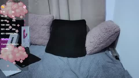 lessliee online show from July 2026 06:42:02 AM
