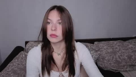 Snapshot of let_me_seee chatting on September 2025 06:30:02 PM Fiona online show from September 2025 06:30:02 PM