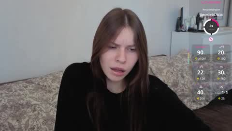 Snapshot of let_me_seee chatting on October 2025 10:46:02 AM Fiona online show from October 2025 10:46:02 AM