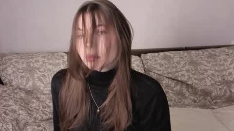 Snapshot of let_me_seee chatting on November 2025 02:16:01 PM Fiona online show from November 2025 02:16:01 PM