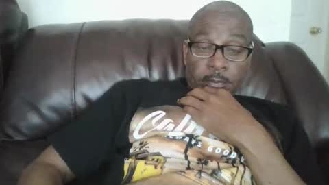 letmegetsum2 online show from May 2026 12:38:02 AM