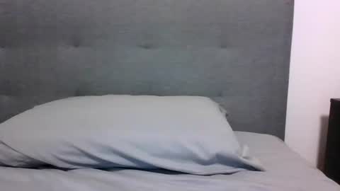 Snapshot of lets_play143 chatting on October 2025 12:44:01 AM lets_play143 online show from October 2025 12:44:01 AM