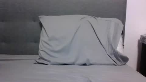 Snapshot of lets_play143 chatting on October 2025 12:26:01 AM lets_play143 online show from October 2025 12:26:01 AM