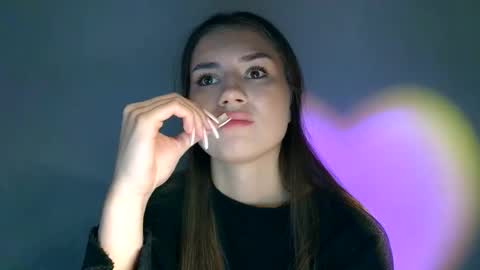 Emily online show from September 2025 07:01:01 AM