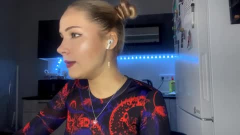 Kate online show from April 2026 01:46:01 PM
