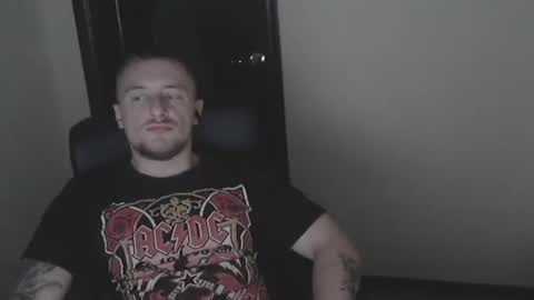 lev1ngston online show from December 2024 03:37:01 PM