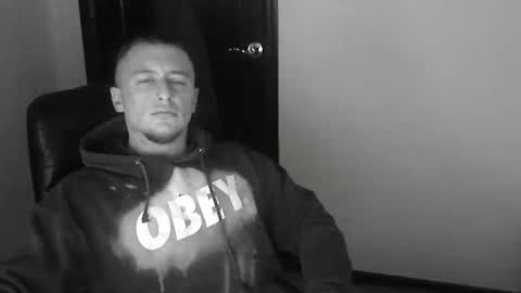 lev1ngston online show from January 2025 12:54:01 AM