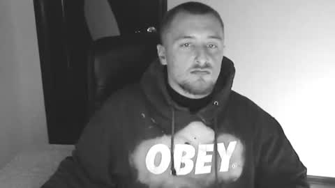 lev1ngston online show from October 2025 01:40:02 PM