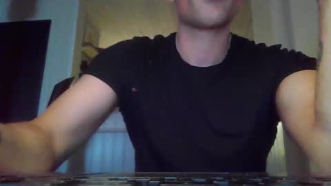 Snapshot of levaithen369 chatting on January 2026 08:35:01 PM levaithen369 online show from January 2026 08:35:01 PM