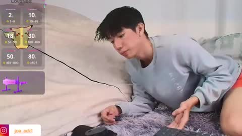 Snapshot of levi_ackermann1 chatting on February 2025 03:32:02 PM Levi online show from February 2025 03:32:02 PM