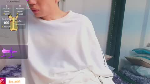 Snapshot of levi_ackermann1 chatting on March 2025 03:29:02 PM Levi online show from March 2025 03:29:02 PM