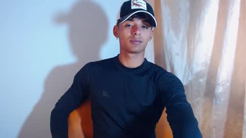 Snapshot of lewis_ly chatting on February 2026 04:44:01 PM i am lewis ly EDUARDO MEMDOZA15 online show from February 2026 04:44:01 PM