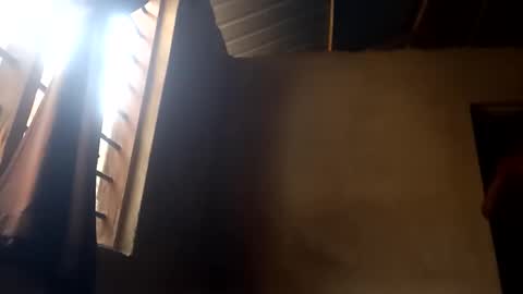 Snapshot of lewiskip chatting on October 2025 05:04:02 AM lewiskip online show from October 2025 05:04:02 AM