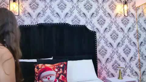 Snapshot of lexaderuso chatting on November 2025 08:07:02 PM LexaDeRuso online show from November 2025 08:07:02 PM