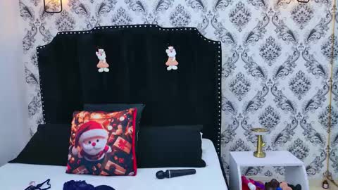 Snapshot of lexaderuso chatting on November 2025 07:59:02 PM LexaDeRuso online show from November 2025 07:59:02 PM