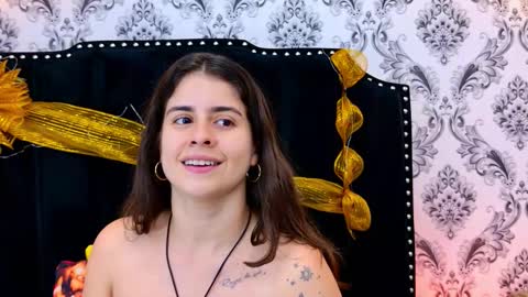 Snapshot of lexaderuso chatting on December 2025 08:15:02 PM LexaDeRuso online show from December 2025 08:15:02 PM