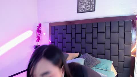 Lexi Howard  online show from January 2025 03:22:01 AM