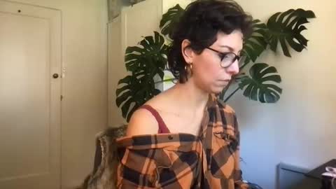Snapshot of lexi_purr chatting on June 2026 02:51:01 AM Lexi Purr online show from June 2026 02:51:01 AM