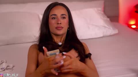 Snapshot of lexi_reed_ chatting on September 2025 01:11:01 PM Lexi Reed online show from September 2025 01:11:01 PM