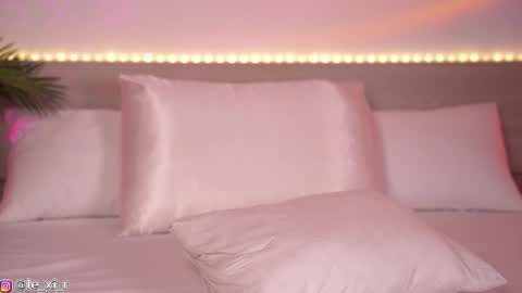 Snapshot of lexi_reed_ chatting on October 2025 02:16:01 PM Lexi Reed online show from October 2025 02:16:01 PM