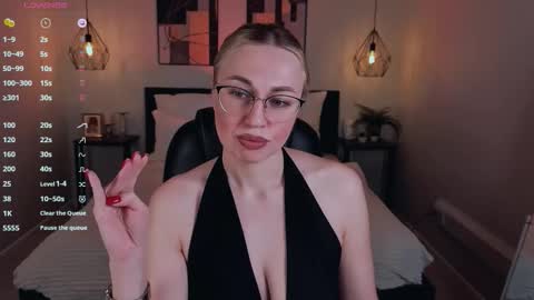 Lexy - Follow me online show from November 2025 06:46:02 AM
