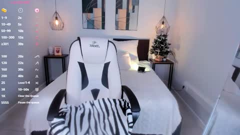 Lexy - Follow me online show from December 2025 06:41:02 AM