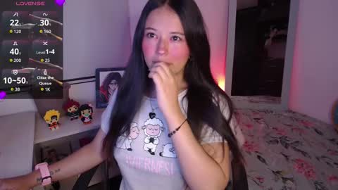 Snapshot of lexie_babe chatting on November 2025 12:43:01 AM Lexie Thompson 8pm 0000am -5 online show from November 2025 12:43:01 AM