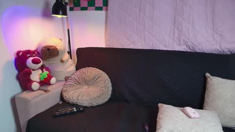 Lixie And Nte online show from November 2025 02:25:02 AM