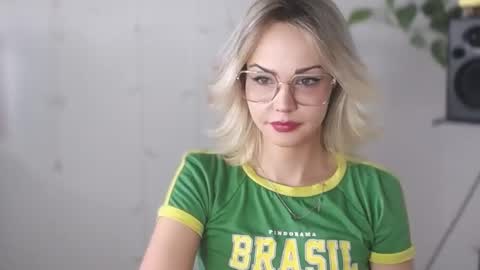 Snapshot of lexie_wild chatting on January 2025 11:03:02 AM Lexie online show from January 2025 11:03:02 AM