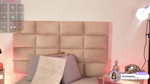 Lexie  online show from December 2025 11:59:01 AM