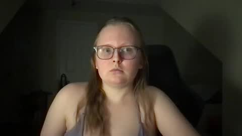 lexie online show from February 2025 01:00:01 AM